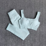 Women  Seamless Workout Yoga Suit